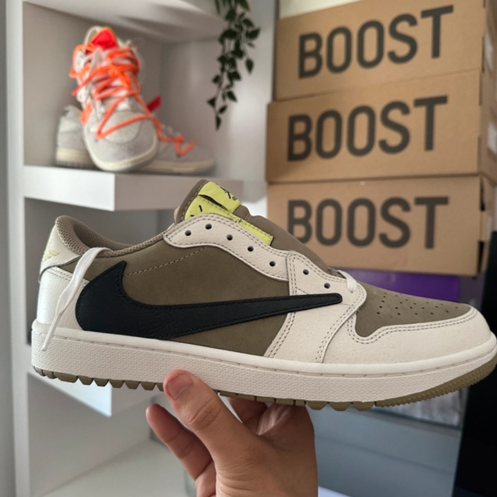 Travis Scott Jordan 1 Golf
